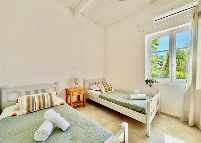 Astra House By Dadovillas Villa Astrakeri