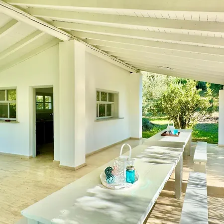 Villa Astra House By Dadovillas *