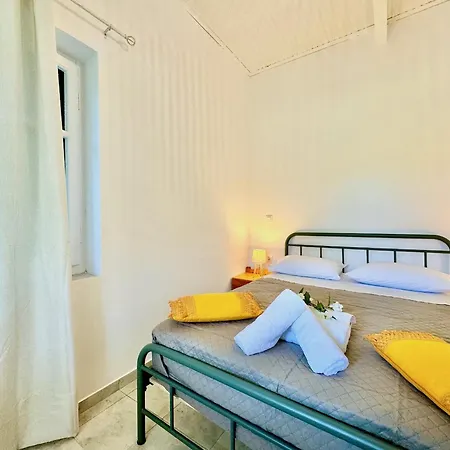 Villa Astra House By Dadovillas Astrakeri