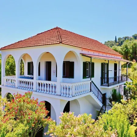 Astra House By Dadovillas וילה *